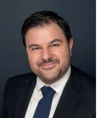 Expert Witness, Luis Moreira